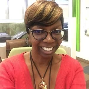 Meet your Posher, Evette